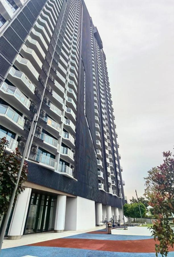 C1113 Almas Suites Galaxy Space Netflix By Stay Nusajaya  Ngoại thất bức ảnh