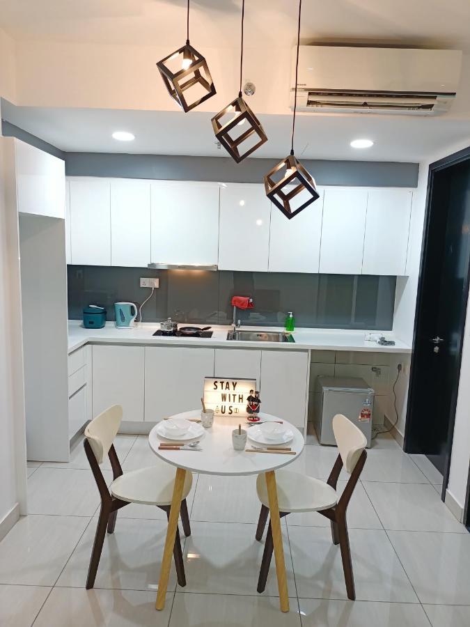 C1113 Almas Suites Galaxy Space Netflix By Stay Nusajaya  Ngoại thất bức ảnh